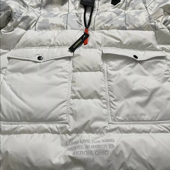 NWT Nike Lebron James Down Fill Camo Puffer Jacket - Picture 3 of 8